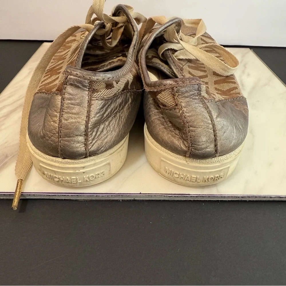Michael Kors Brown Logo Metallic Toe Sneakers Size 9.5M